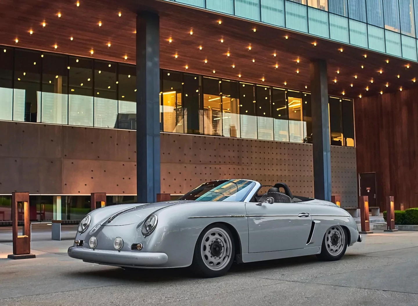Представлен Speedster Gen 2 — современный Porsche 718 в ретро-стиле 356‑й модели