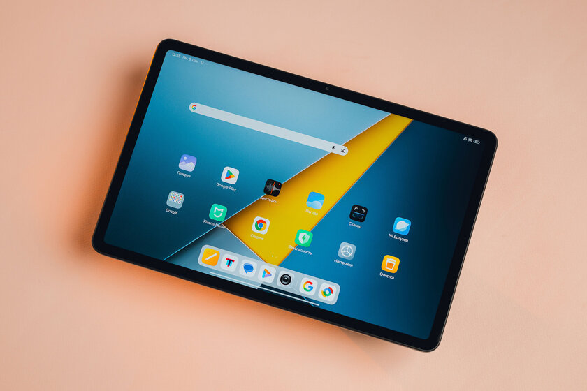 Металлический и недорогой планшет-повербанк с экраном 120 Гц: обзор POCO Pad M1 — Дисплей. 1