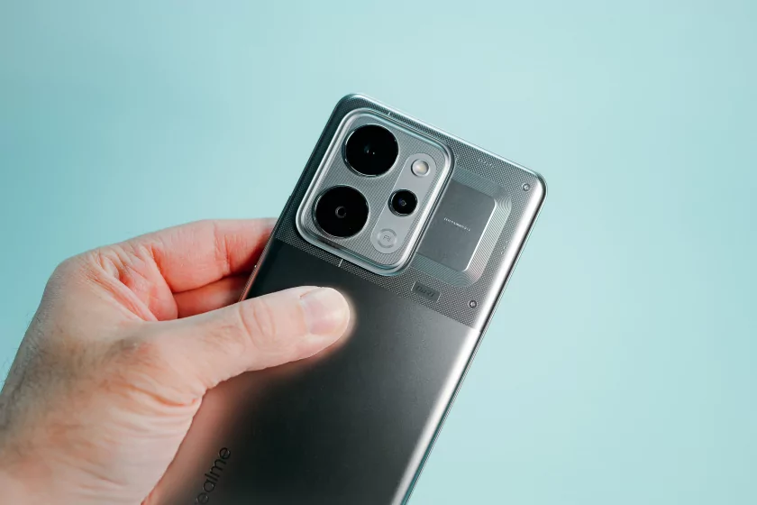 Рекорд автономности с батареей на 10 001 мАч: обзор недорогого realme P4 Power 5G — Отзыв. 1