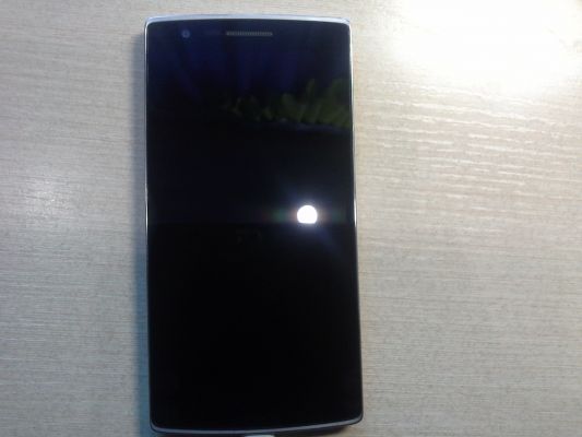 "Живой" обзор OnePlus One — "Убийцы" флагманов