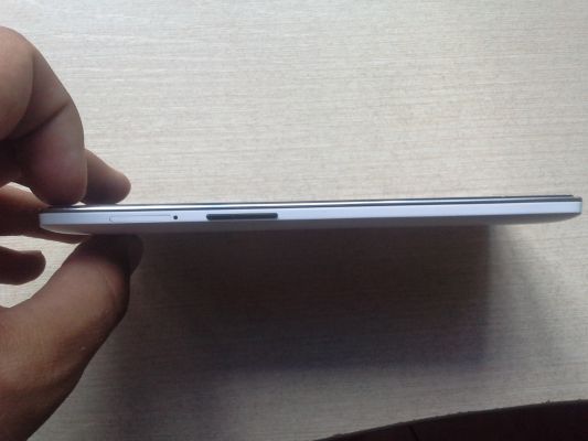 "Живой" обзор OnePlus One — "Убийцы" флагманов
