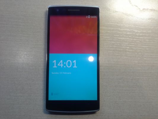 "Живой" обзор OnePlus One — "Убийцы" флагманов