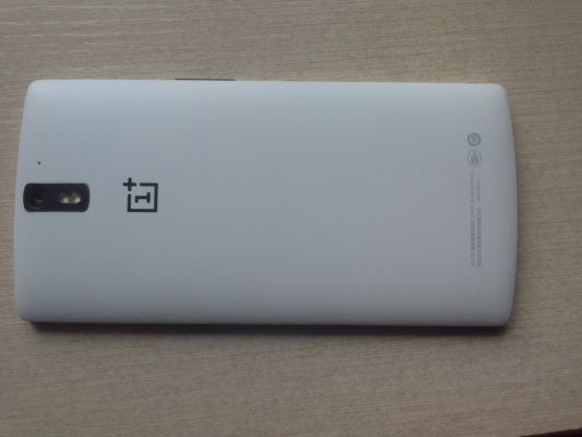 "Живой" обзор OnePlus One — "Убийцы" флагманов