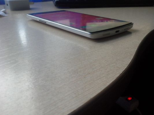 "Живой" обзор OnePlus One — "Убийцы" флагманов
