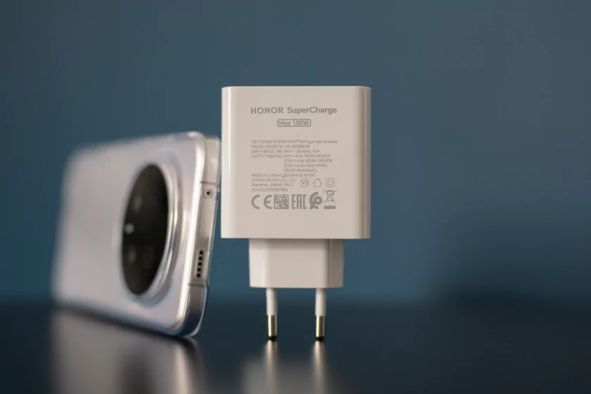 200 Мп, флагманский чип и ёмкая батарея: обзор HONOR Magic8 Pro — Автономность и зарядка. 2