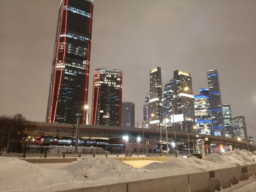 Рекорд автономности с батареей на 10 001 мАч: обзор недорогого realme P4 Power 5G — Качество снимков. 25