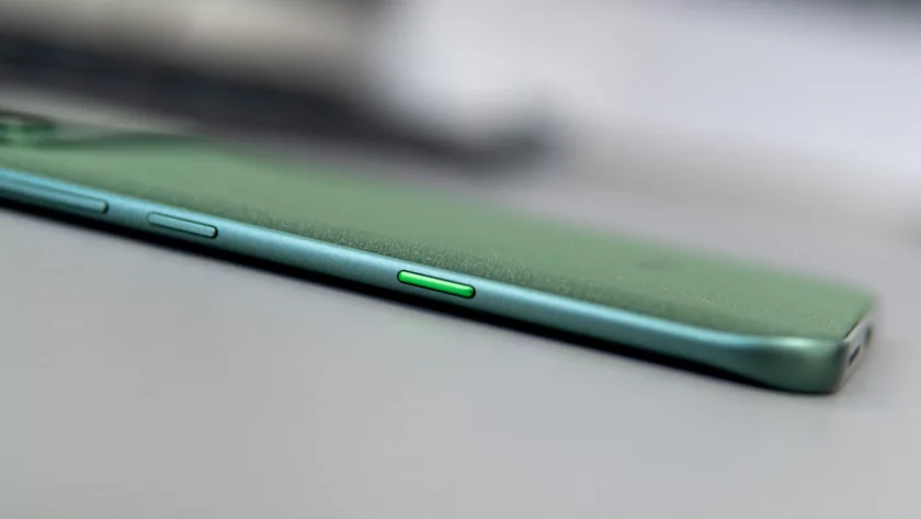 Недорогой смартфон с долгоиграющей батареей: обзор Infinix NOTE Edge — Дизайн корпуса. 9