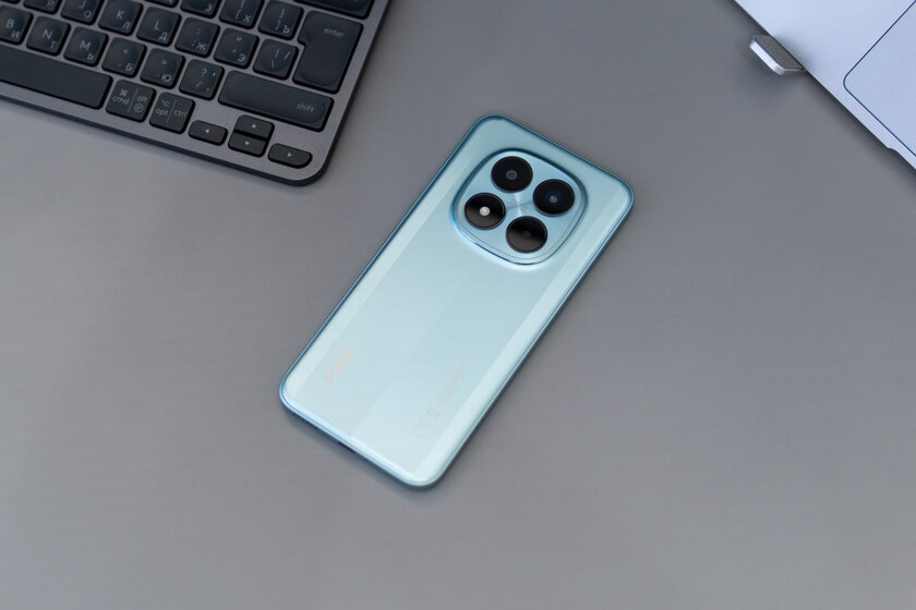 Быстрая зарядка, добротный чип и ёмкая батарея: обзор POCO M8 Pro 5G — Дизайн. 3