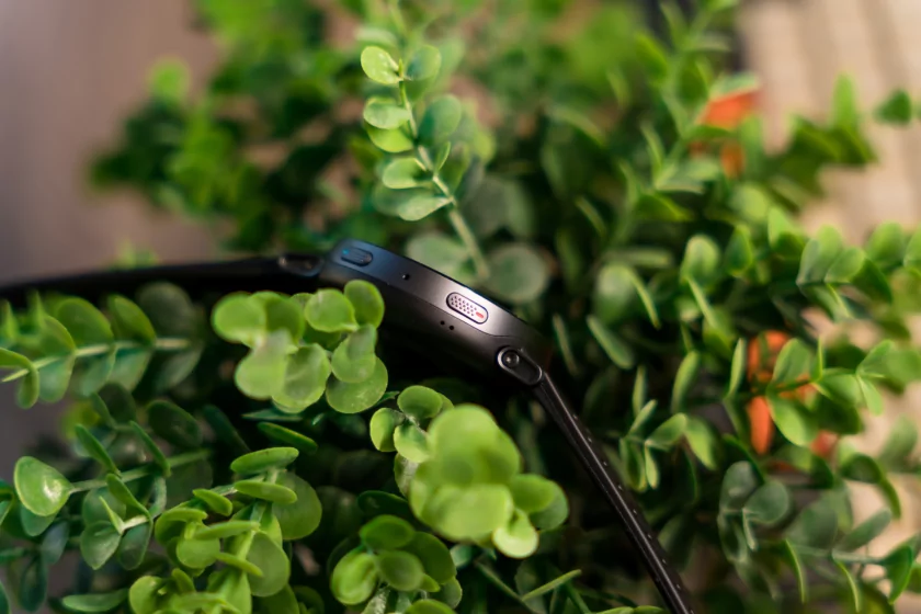 Крупные, но лёгкие: обзор смарт-часов для спорта Amazfit Active Max