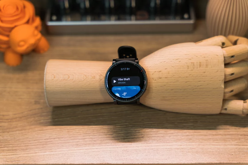 Крупные, но лёгкие: обзор смарт-часов для спорта Amazfit Active Max