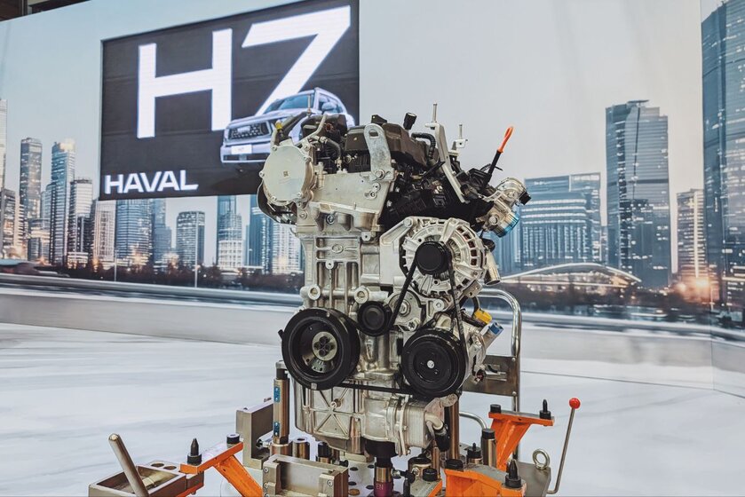 В РФ представили обновлённые Haval H7 и H9: младший с новым мотором, старший без турбодизеля