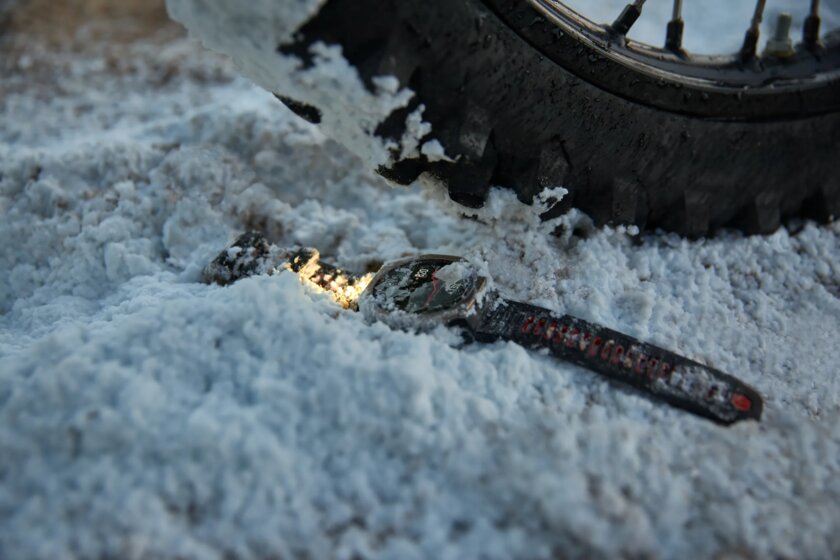 Amazfit выпустила титановые часы T-Rex Ultra 2 для экстремальных условий с автономностью до 30 дней