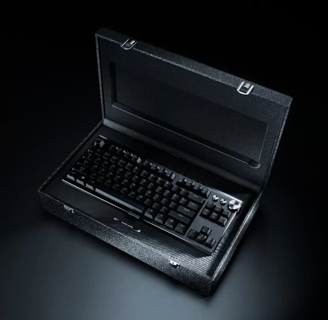 Razer представила Huntsman Signature Edition — изысканную игровую клавиатуру