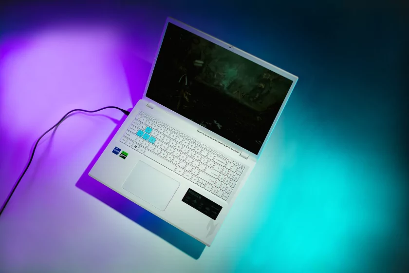 Утром — лекции и таблицы, вечером — киберспорт. Обзор Acer Nitro Lite NL16-71G-59YH — Отзыв. 1