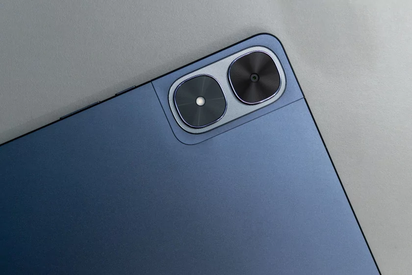 Огромный дисплей, корпус из металла и ИИ на борту: обзор Infinix XPAD Edge — Дизайн корпуса. 3