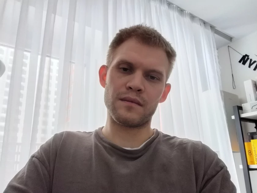 Огромный дисплей, корпус из металла и ИИ на борту: обзор Infinix XPAD Edge — Камеры. 4