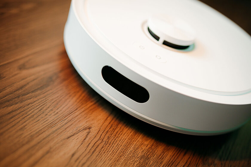 20 000 Па — как у флагманов! Обзор Dreame F21: демократичный робот-пылесос с премиум-амбициями