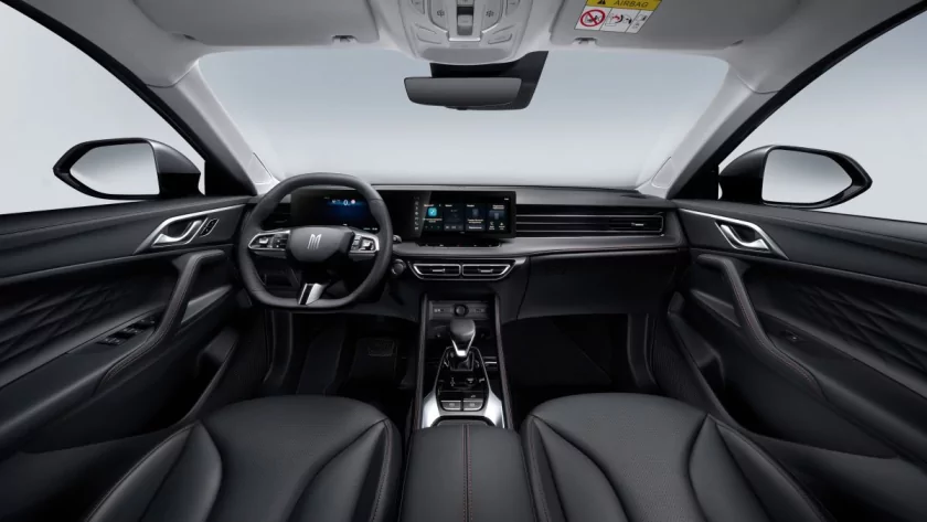 Обнародованы состав комплектаций и стоимость кроссоверов Москвич М70 и М90