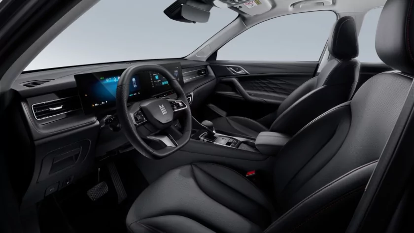 Обнародованы состав комплектаций и стоимость кроссоверов Москвич М70 и М90