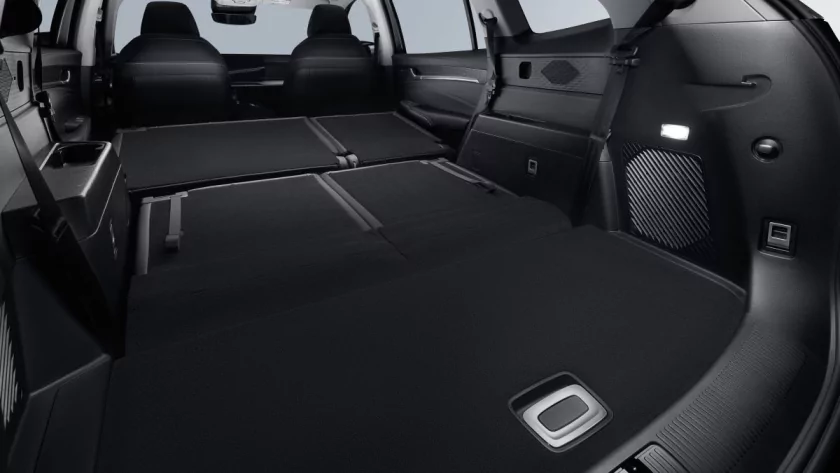 Обнародованы состав комплектаций и стоимость кроссоверов Москвич М70 и М90