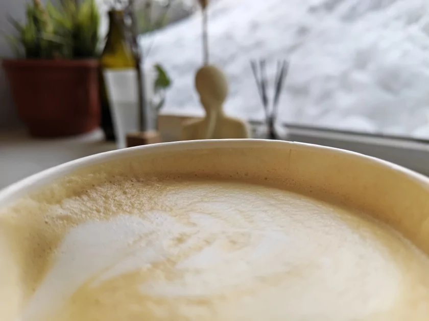 Флагманам пора на пенсию? Обзор iQOO 15R — небольшого и мощного смартфона с огромной батареей — Камеры. 10