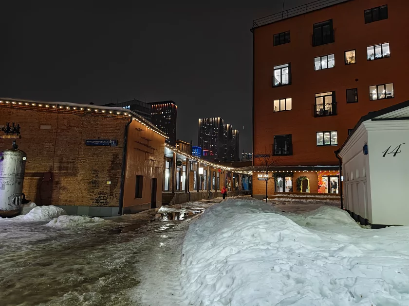 Флагманам пора на пенсию? Обзор iQOO 15R — небольшого и мощного смартфона с огромной батареей — Камеры. 13