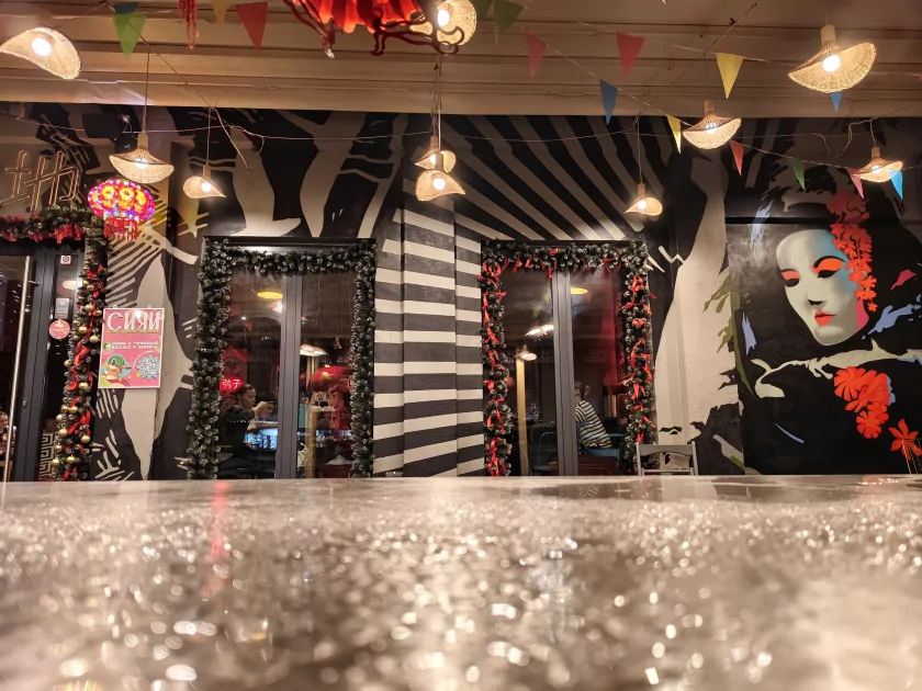 Флагманам пора на пенсию? Обзор iQOO 15R — небольшого и мощного смартфона с огромной батареей — Камеры. 17