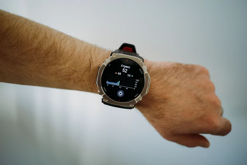 Титан, сапфир и месяц без розетки: обзор смарт-часов Amazfit T-Rex Ultra 2 — Функции. 6