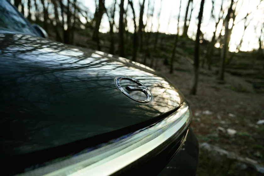 Бегущая строка на фарах, царский второй ряд и заявка на классику: обзор GAC S7 — В путь. 8