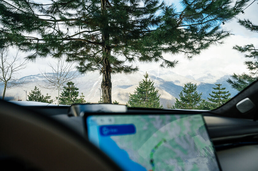 Бегущая строка на фарах, царский второй ряд и заявка на классику: обзор GAC S7 — Отзыв. 1