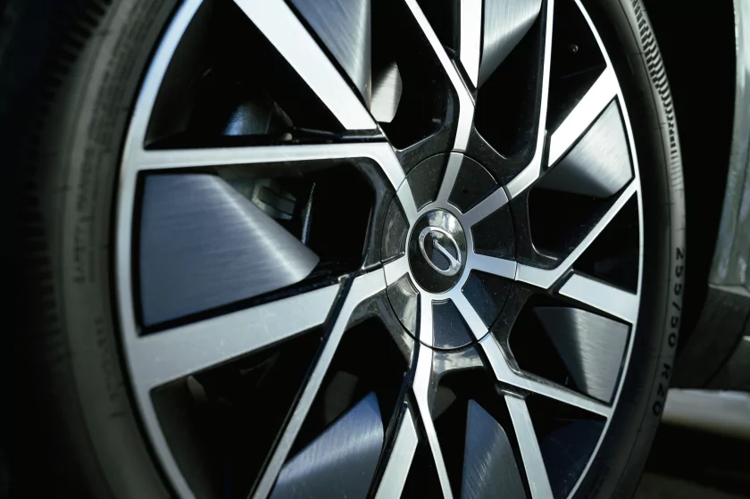 Бегущая строка на фарах, царский второй ряд и заявка на классику: обзор GAC S7 — Отзыв. 2