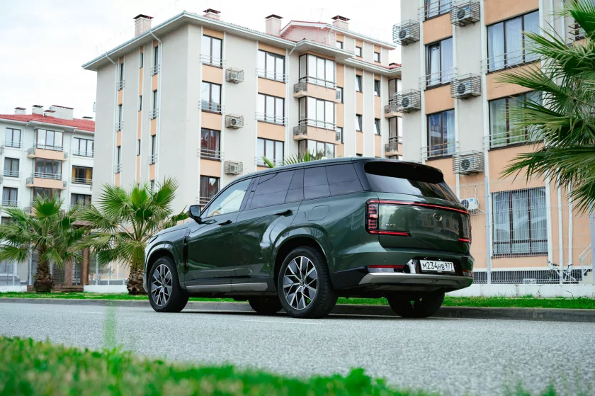 Бегущая строка на фарах, царский второй ряд и заявка на классику: обзор GAC S7 — Отзыв. 3