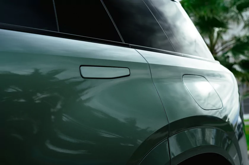 Бегущая строка на фарах, царский второй ряд и заявка на классику: обзор GAC S7 — Отзыв. 4