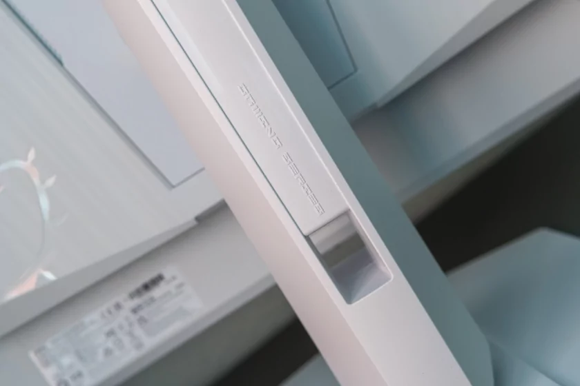 Продвинутый геймерский монитор с 240 Гц и встроенными «читами»: обзор MSI MPG 321URXW QD-OLED