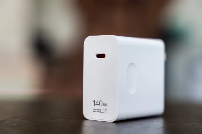 Разрыв шаблонов: обзор рабочего ноутбука HUAWEI MateBook GT 14 с необычной конструкцией — Автономность. 4