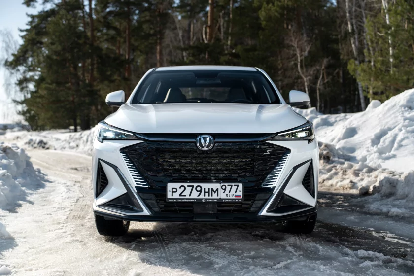 В России появился Changan C35 Max — молодёжный городской кроссовер в трёх комплектациях