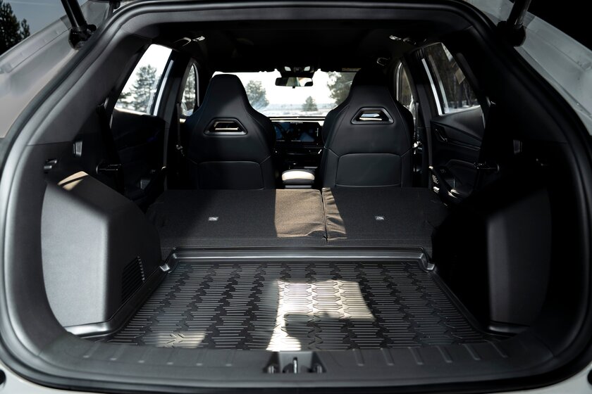 В России появился Changan C35 Max — молодёжный городской кроссовер в трёх комплектациях