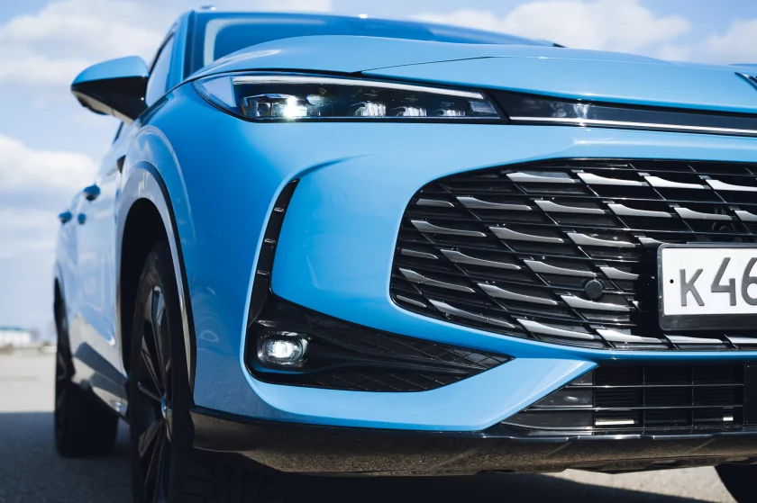 Испытание горами: как новый «Москвич» М70 покорял кавказские серпантины — Знакомство. 3