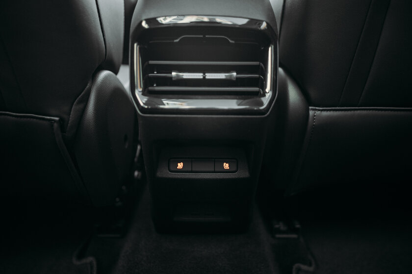 Испытание горами: как новый «Москвич» М70 покорял кавказские серпантины — Знакомство. 17