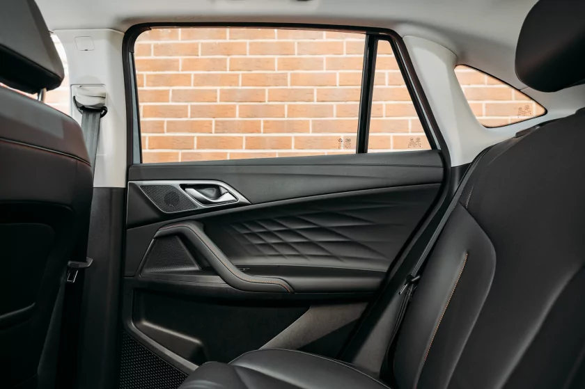 Испытание горами: как новый «Москвич» М70 покорял кавказские серпантины — Знакомство. 16