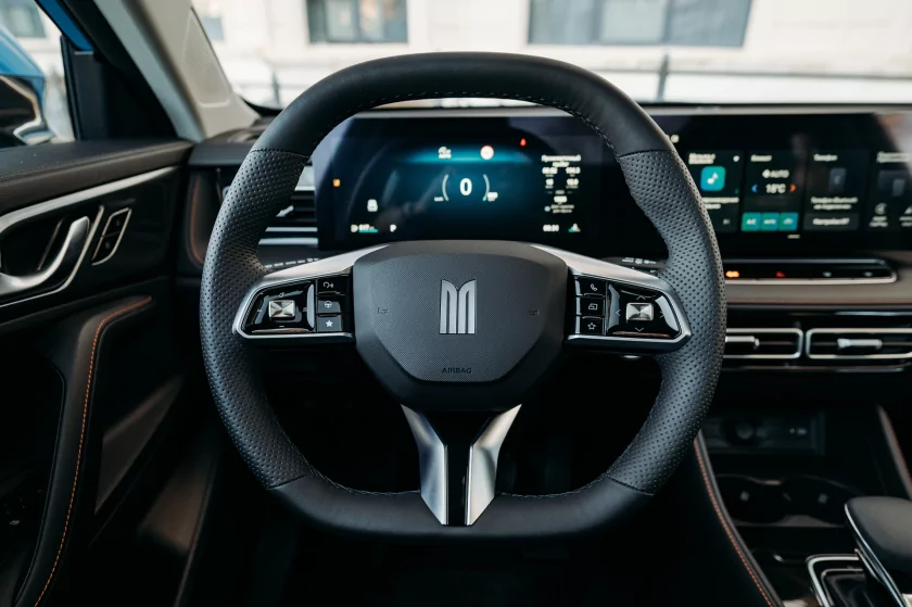 Испытание горами: как новый «Москвич» М70 покорял кавказские серпантины — Знакомство. 32