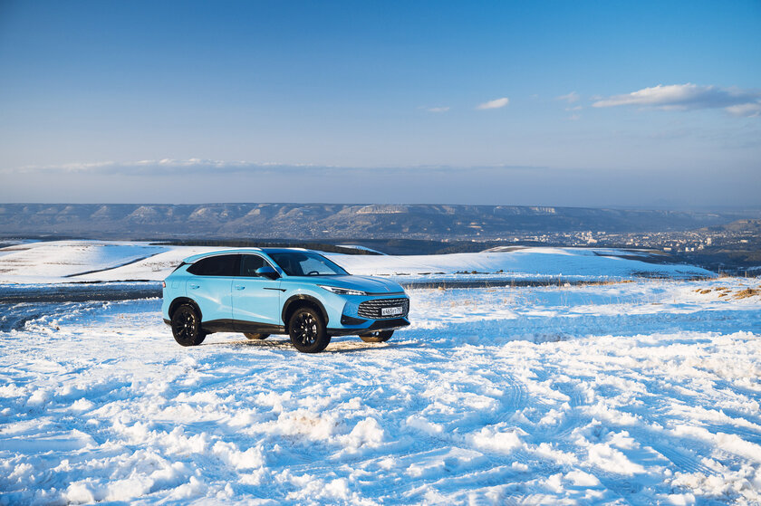 Испытание горами: как новый «Москвич» М70 покорял кавказские серпантины — В путь. 4