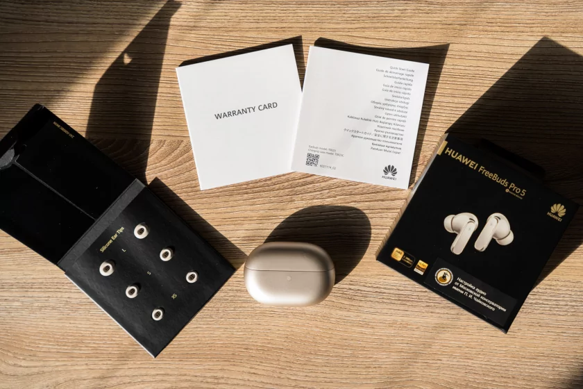 Я не снимал их 6 часов подряд: честный обзор флагманских HUAWEI FreeBuds Pro 5