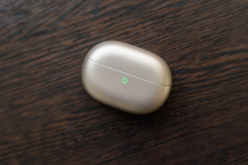 Я не снимал их 6 часов подряд: честный обзор флагманских HUAWEI FreeBuds Pro 5