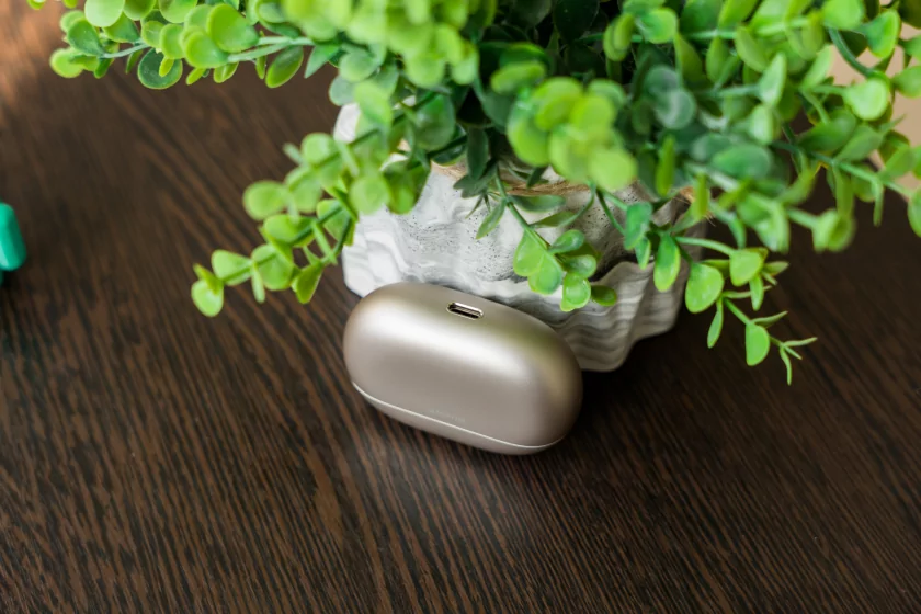 Я не снимал их 6 часов подряд: честный обзор флагманских HUAWEI FreeBuds Pro 5