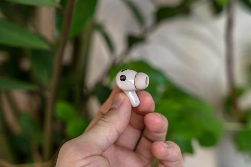 Я не снимал их 6 часов подряд: честный обзор флагманских HUAWEI FreeBuds Pro 5