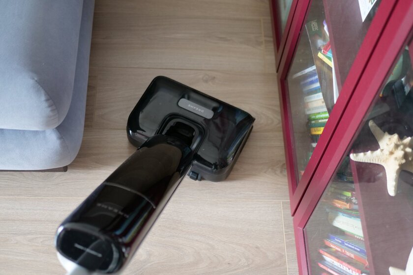 Зачем моющему пылесосу быть «ультратонким»? Разбираемся в обзоре Dreame G12 — Процесс уборки. 3