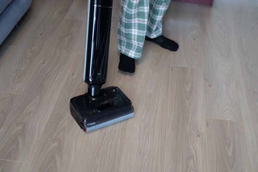 Зачем моющему пылесосу быть «ультратонким»? Разбираемся в обзоре Dreame G12 — Процесс уборки. 5