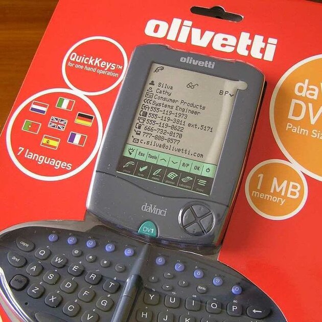 Карманный компьютер от Olivetti. Каков дизайн.