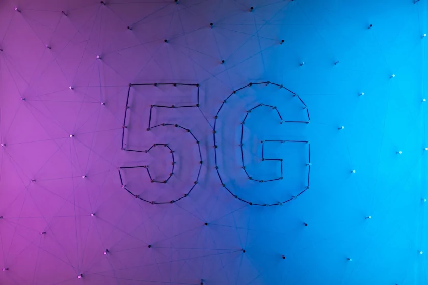 Иностранные смартфоны не смогут подключаться к российским сетям 5G: в чём причина